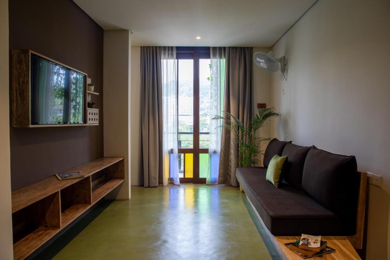 Lake Avenue Hotel Kandy Exterior photo